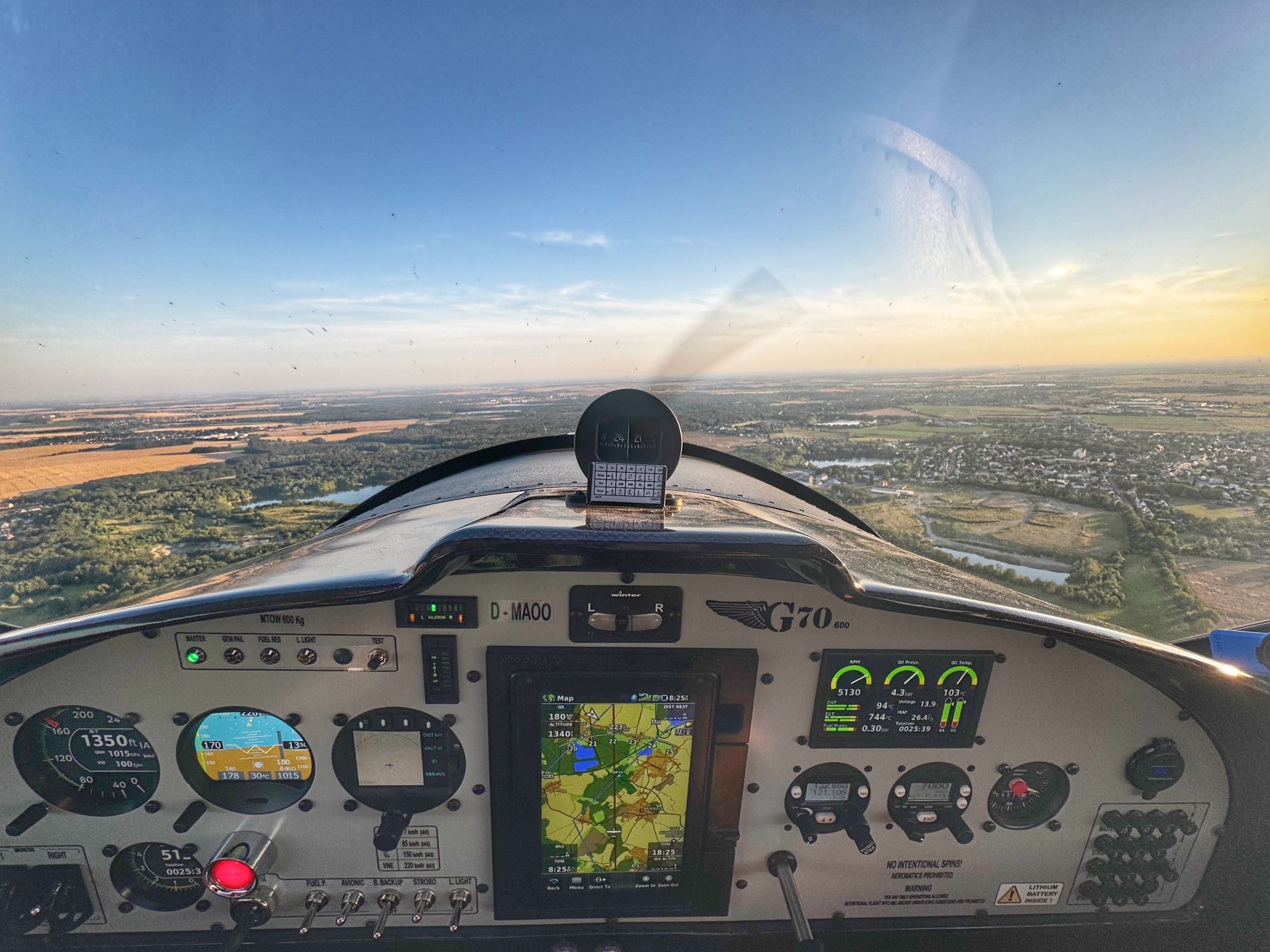 Rundflug mit dem Flugzeug 15 Minuten ab Flugplatz Taucha